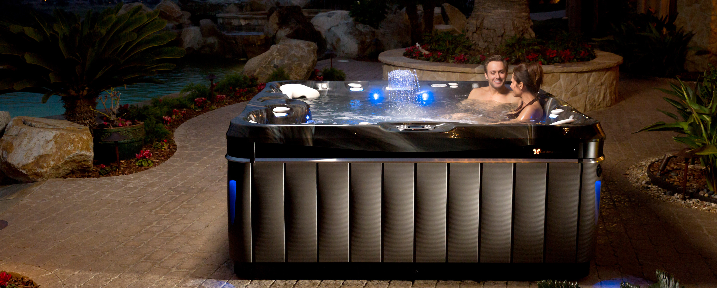 Jacuzzi Vs Hot Tub Vs Spa Whats The Difference Caldera Spas